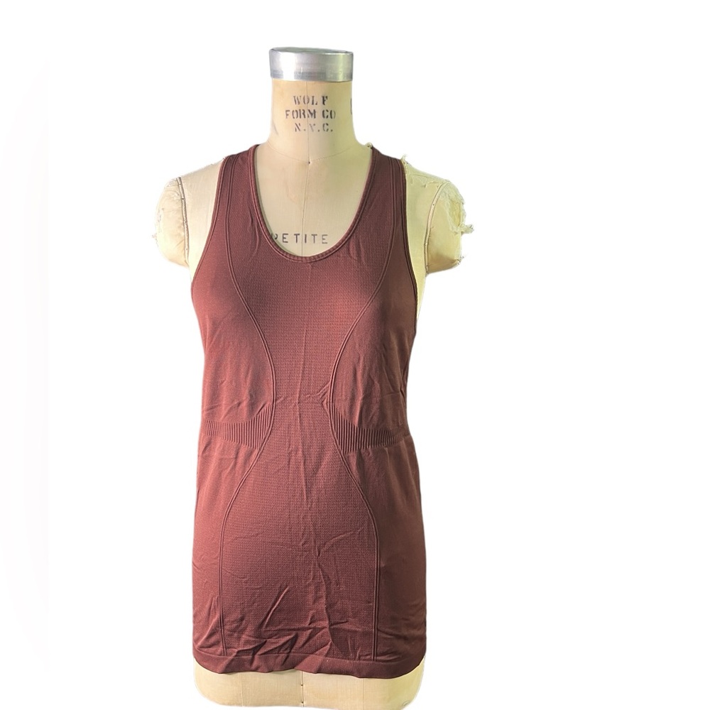 Zyia L maroon Racerback tank top